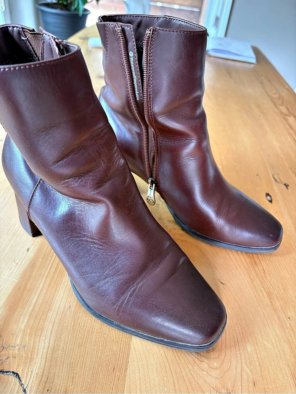 Blondo, Heeled Winter Boot Brown, Waterproof size 9.5 M